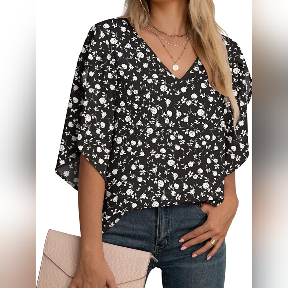 NEW Floral Top Women's Size M Black with Cream Colored Roses